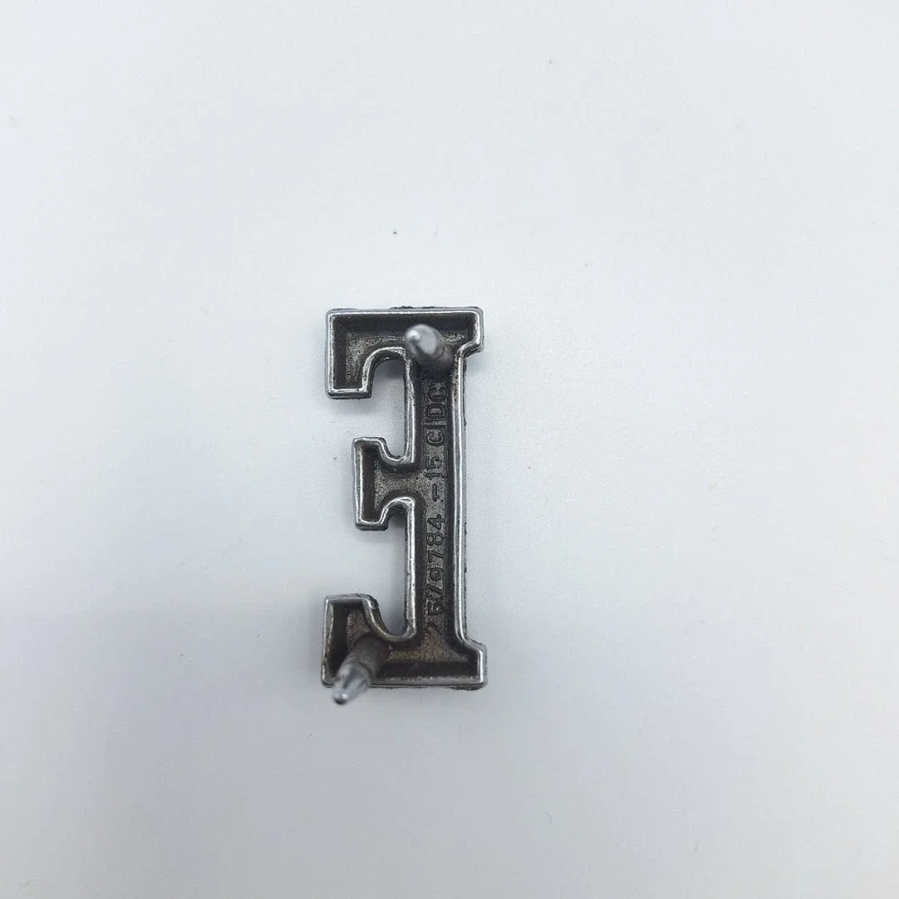 Metal‎ Letter E Emblem Badge Pin 2579784 15 CDC Badge Chrome Automotive Emblem